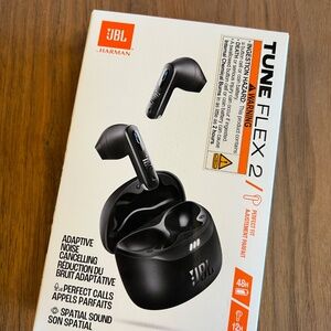 NIB UBL Harman Tune Flex 2 Wireless Earpods